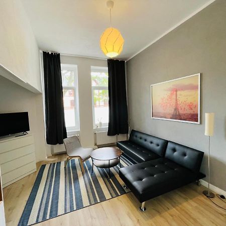 Appartement "Gudrun" Inklusive Parkplatz ハレ エクステリア 写真